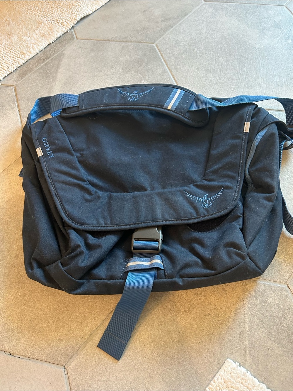 Osprey Flapjill Messenger Bag